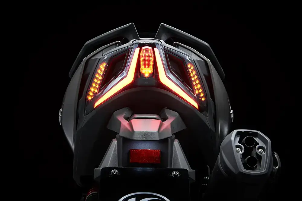 KYMCO AK 550i Premium Flat Brown