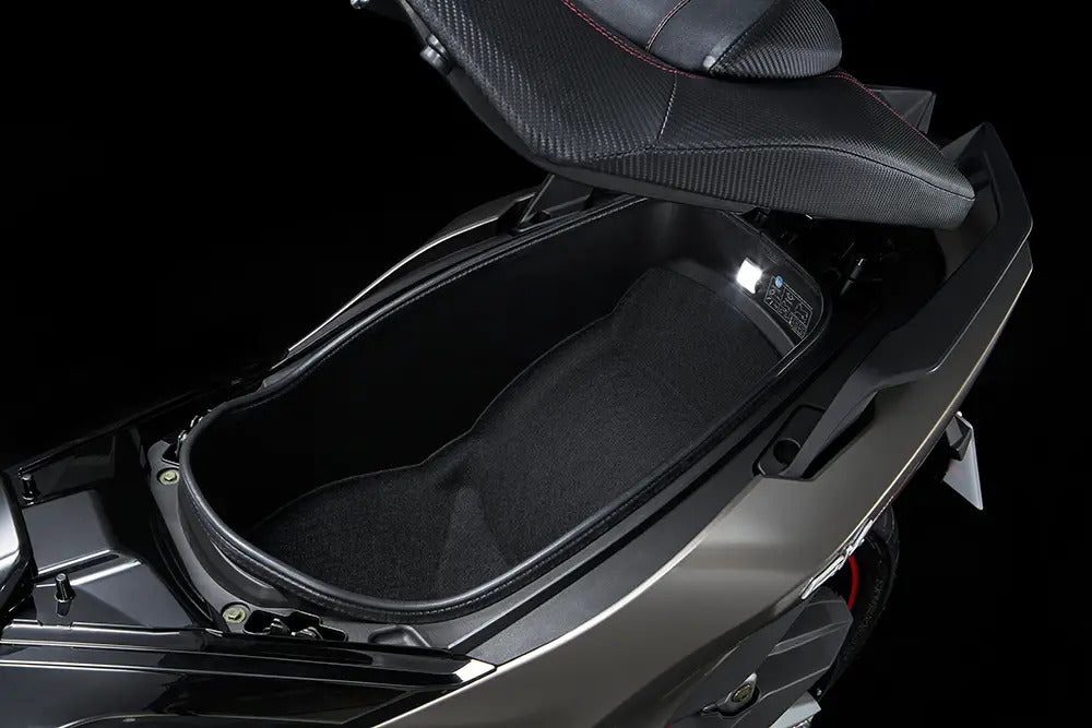 KYMCO AK 550i Premium Flat Brown